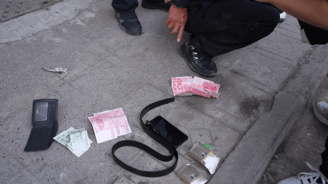 用假币换真币，这买卖真“刑”！
