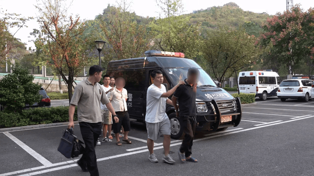 用假币换真币，这买卖真“刑”！