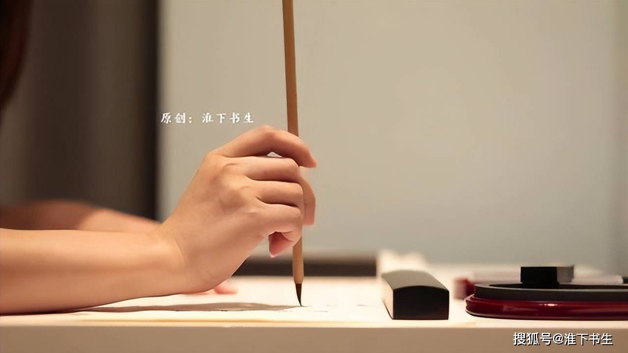 陈友谅真的是开局一张网吗？开局一支笔才恰当！