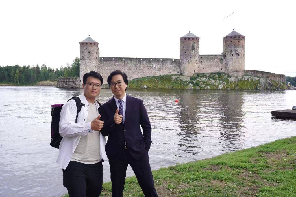 95后男中音胡斯豪敲开芝加哥抒情歌剧院大门