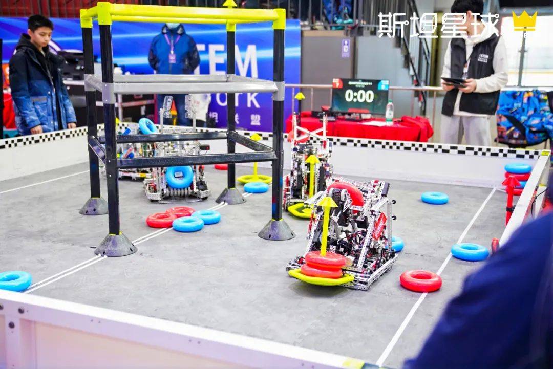 星球VEX｜斯坦星球VEX精英机器人走读营，10天沉浸式学习，冠军教练团指导，热血机甲实战！