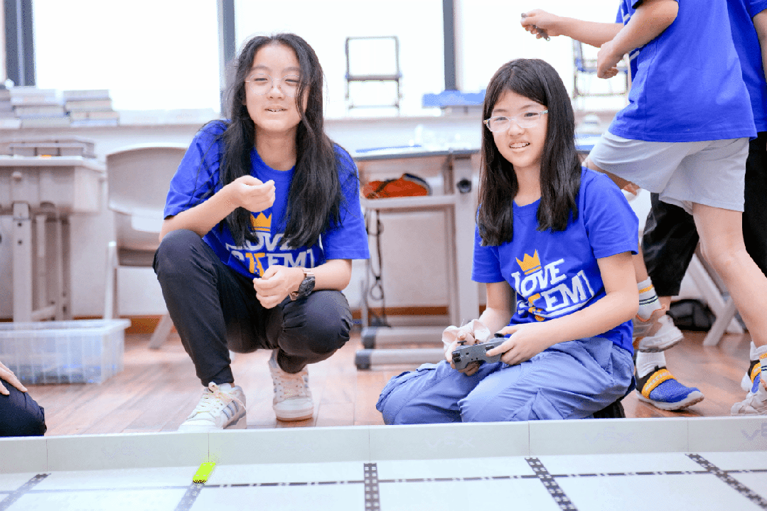 星球VEX｜斯坦星球VEX精英机器人走读营，10天沉浸式学习，冠军教练团指导，热血机甲实战！