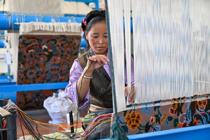 镜观·回响丨坚持以人为本 推进共同富裕