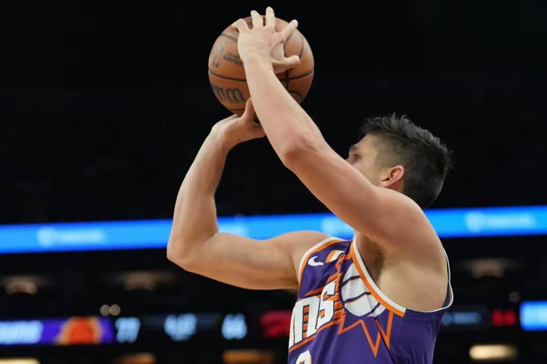 湖人追维金斯!波神加盟老鹰,篮网有意两大新秀,比尔找到下家?