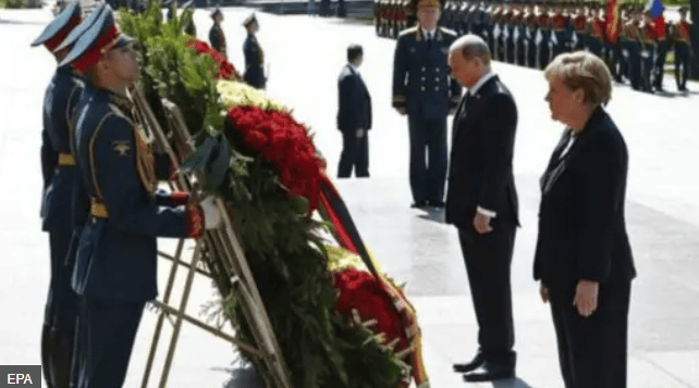 扬之:缺席九三阅兵的欧洲,已失去国际格局中“另一极”的地位