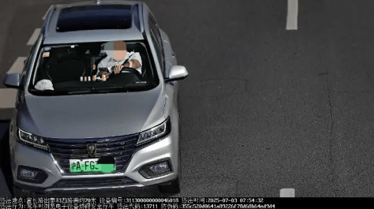 还不听劝？上海警方：沪ADA2***等多车司机，罚！