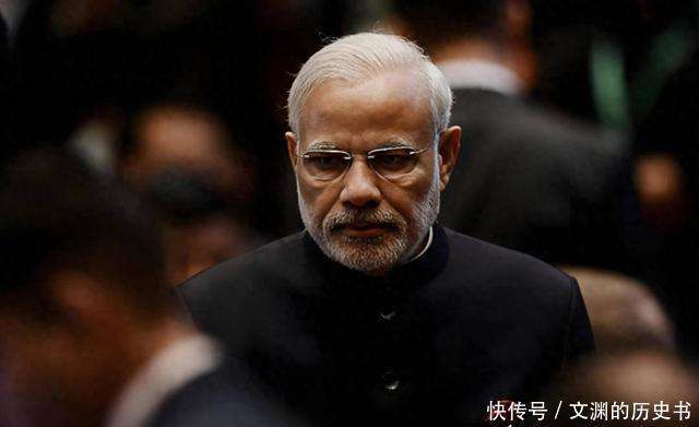 中印关系回暖，俄罗斯要求印度用人民币买石油，印度得硬着头皮买