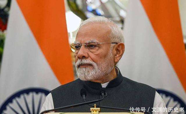 中印关系回暖，俄罗斯要求印度用人民币买石油，印度得硬着头皮买